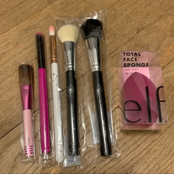 GIANT Brush Bundle w/*BONUS* Face Sponge - Picture 6 of 8